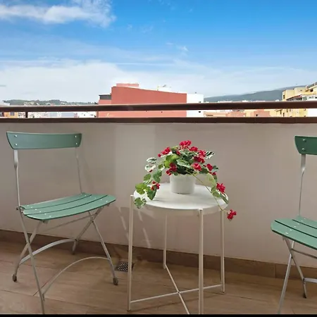 Lejlighed Spacious With Sea And Mountain Views In *