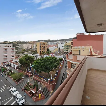 Spacious With Sea And Mountain Views In *