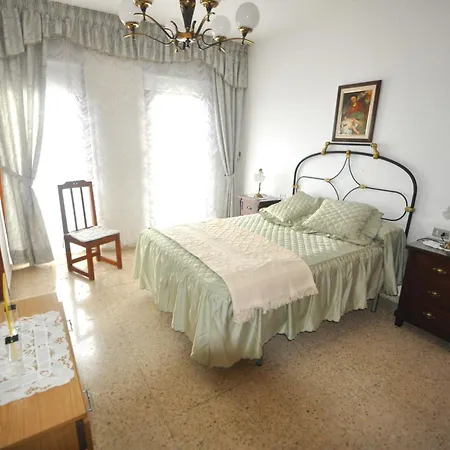 Lejlighed Spacious With Sea And Mountain Views In